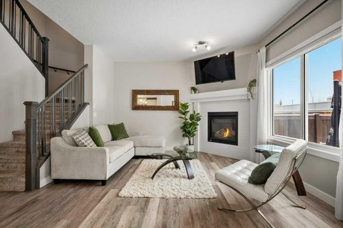183 Kinniburgh Rd, Chestermere, AB, T1X0T8 | Card Image