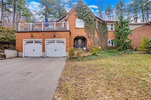 37 Yellow Birch Dr, Kitchener, ON, N2N2M1 | Card Image