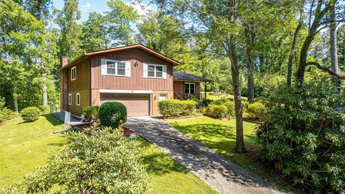 88 Hosta Ln, Brevard, NC, 28712-9504 | Card Image