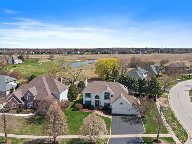 2080 Arrowhead Ct, House other with 4 bedrooms, 4 bathrooms and 3 parking in Geneva IL | Image 36
