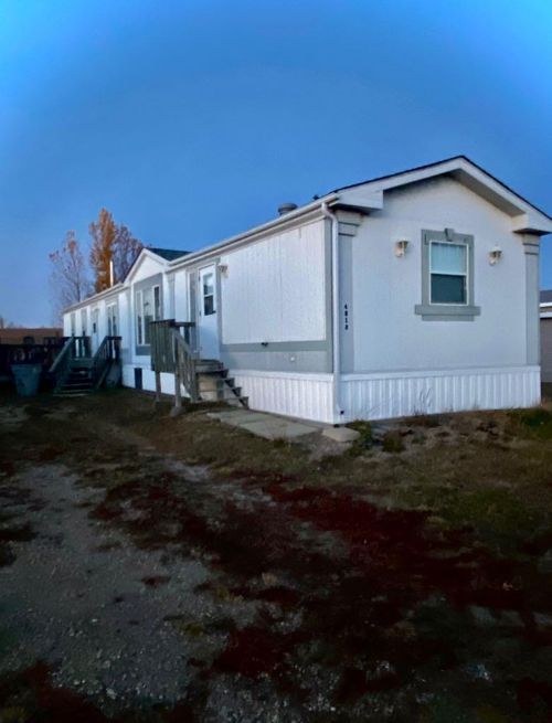 4818 4th Ave N, Chauvin, AB, T0B0V0 | Card Image