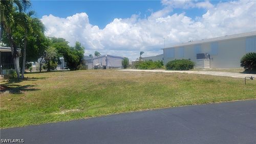 4700 Fiji Lane, BONITA SPRINGS, FL, 34134 | Card Image