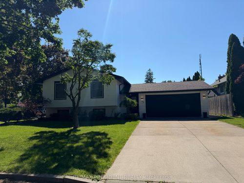 45 Royal Oak Dr, Saint Catharines, ON, L2N6K4 | Card Image