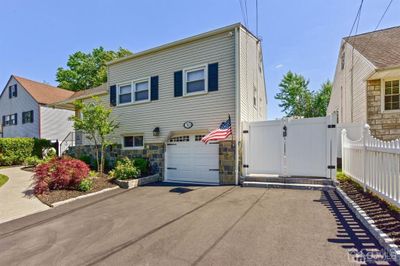 30 Mildred Lane, House other with 5 bedrooms, 2 bathrooms and null parking in Fords NJ | Image 3