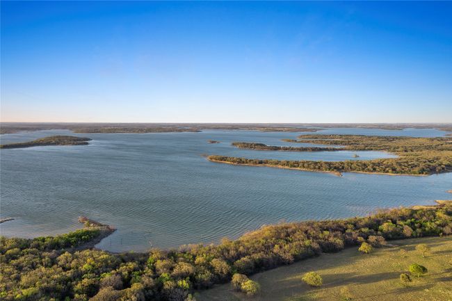 14159 Marion Downs Trl, House other with 4 bedrooms, 3 bathrooms and null parking in Pilot Point TX | Image 9