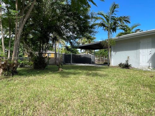 6126 Sw 61st St, South Miami, FL, 33143-2282 | Card Image