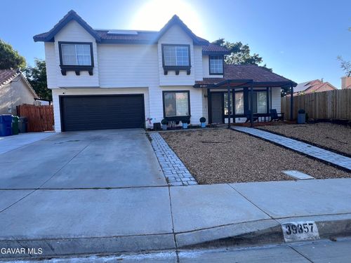 39357 Landmark Ct, Palmdale, CA, 93551-1069 | Card Image
