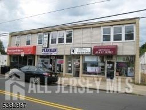 646 Hamilton St, Somerset, NJ, 08873-2680 | Card Image