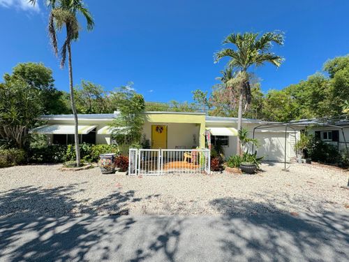 81 John Silver Dr, Key Largo, FL, 33037-2381 | Card Image