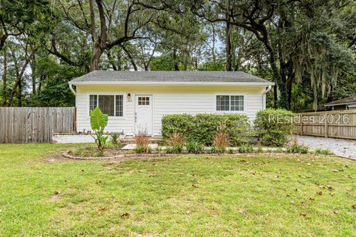 1802 Battery Park Dr, Port Royal, SC, 29935-1504 | Card Image
