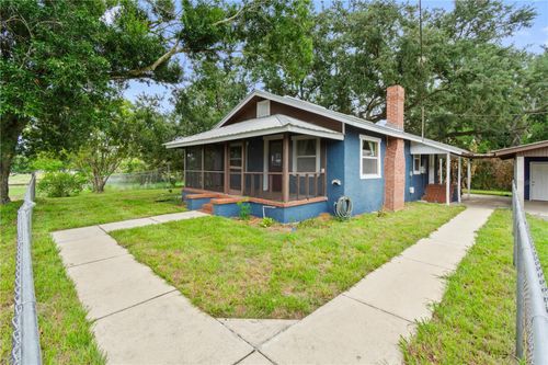 30 E 8th St, Frostproof, FL, 33843-2506 | Card Image