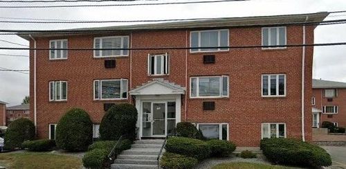 apt-8-133 Warren St, Watertown, MA, 02472-1736 | Card Image