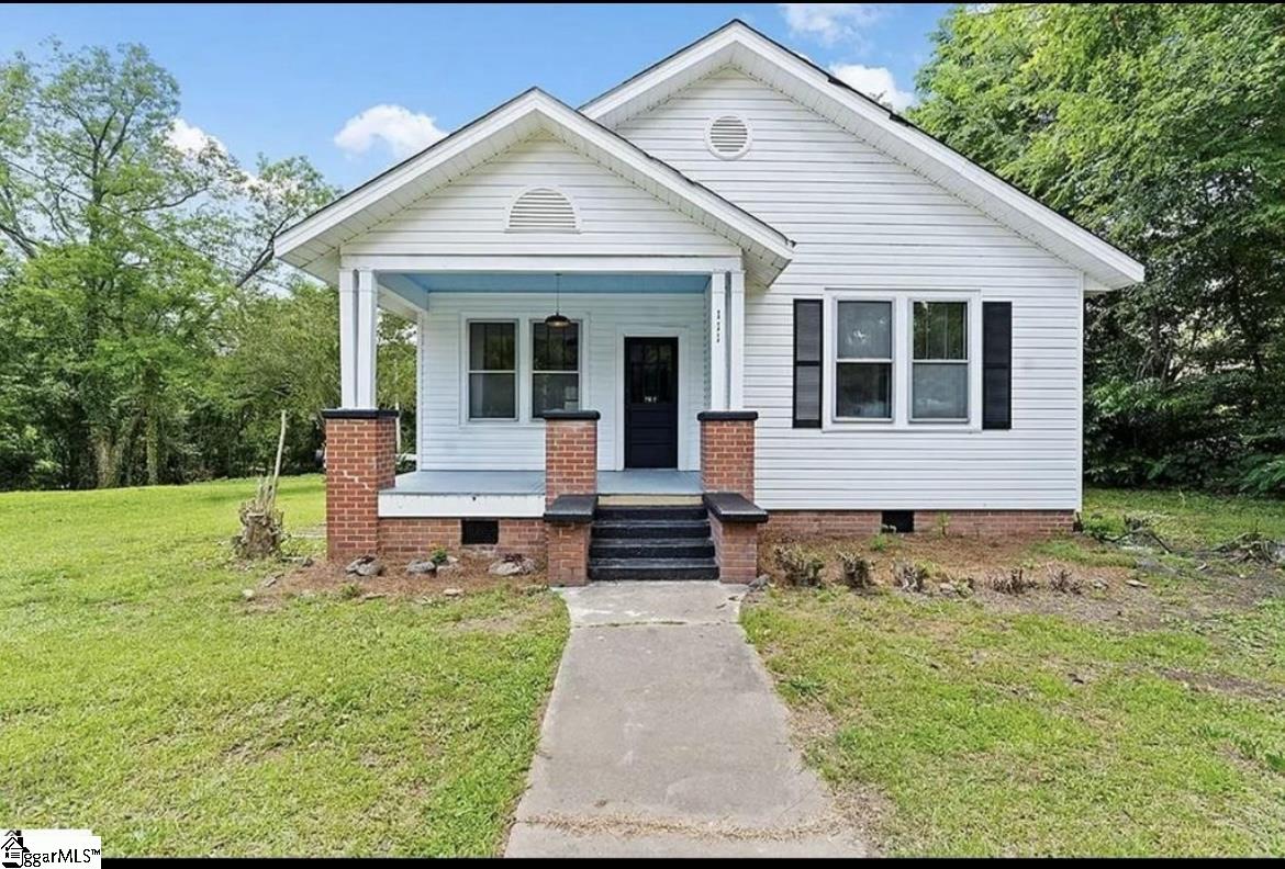 Orange St, Abbeville, SC 29620