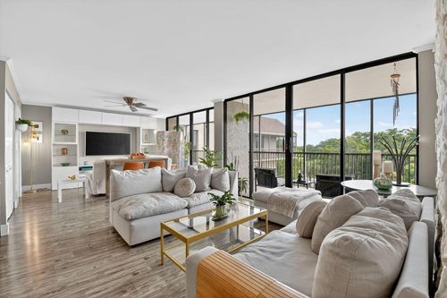 apt-j682-2816 N 46th Ave, Hollywood, FL, 33021-2984 | Card Image