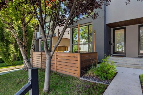1-1709 36 Ave Sw, Calgary, AB, T2T2G4 | Card Image