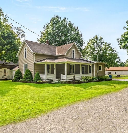 907 E 2nd Street Ext Street, North Manchester, IN, 46962 | Card Image