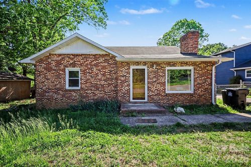 108 Crest St, Belmont, NC, 28012-7777 | Card Image