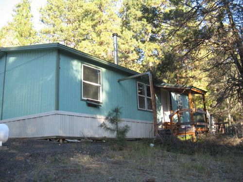 15709 Black Bear Ct, Keno, OR, 97627-3201 | Card Image