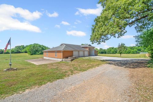 6026 Buzzard Creek Rd, Cedar Hill, TN, 37032-4748 | Card Image