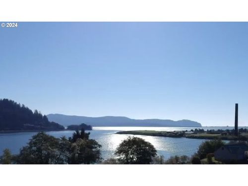 4-501 E Garibaldi Ave, Garibaldi, OR, 97118-1514 | Card Image