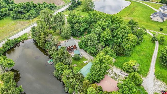 Bird's eye view of a nearby body of water | Image 75