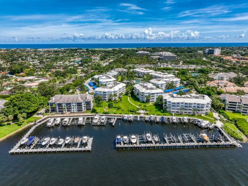 441 Bay Colony Dr N, Juno Beach, FL, 33408-2144 | Card Image