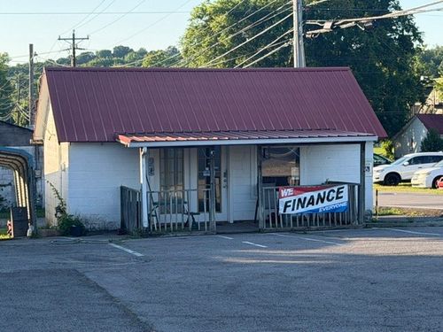 111 Cumberland St, Ashland City, TN, 37015 | Card Image