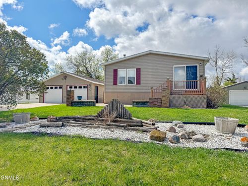 407 Main St, Max, ND, 58759-4046 | Card Image