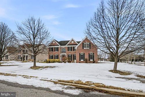 211 Audubon Dr, BEAR, DE, 19701-4919 | Card Image