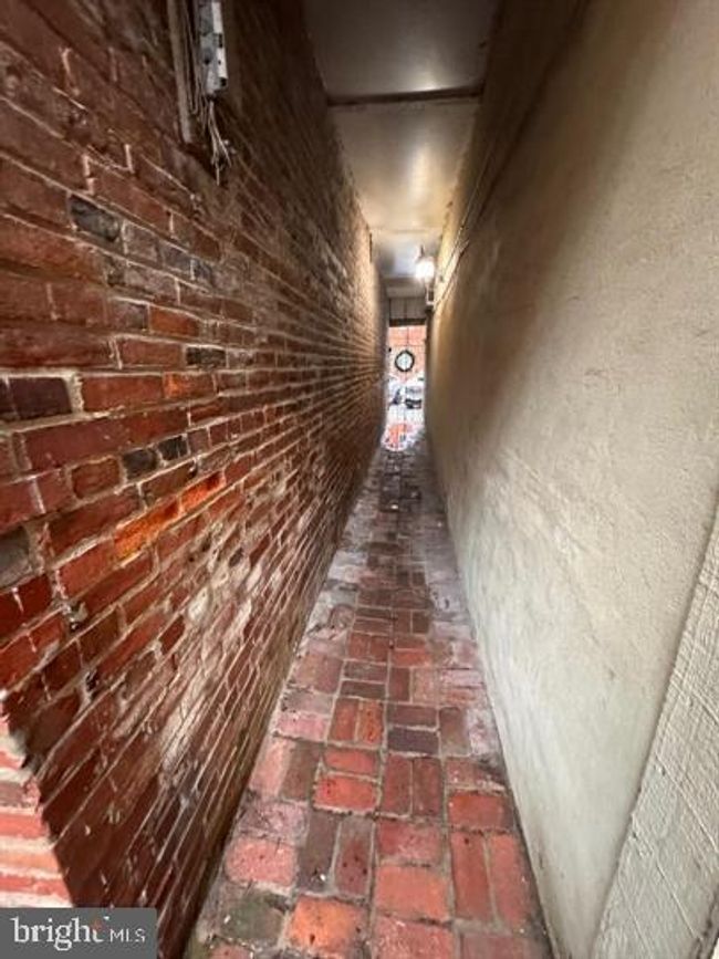 APT-1F - 827 S Bond St, Condo with 1 bedrooms, 1 bathrooms and null parking in BALTIMORE MD | Image 4