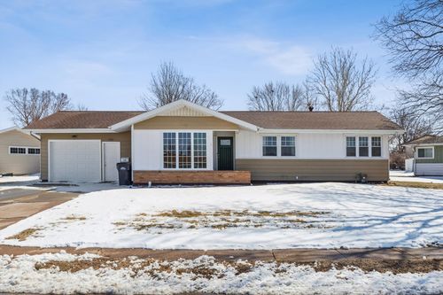 1245 8th Ave N, Clinton, IA, 52732-4846 | Card Image