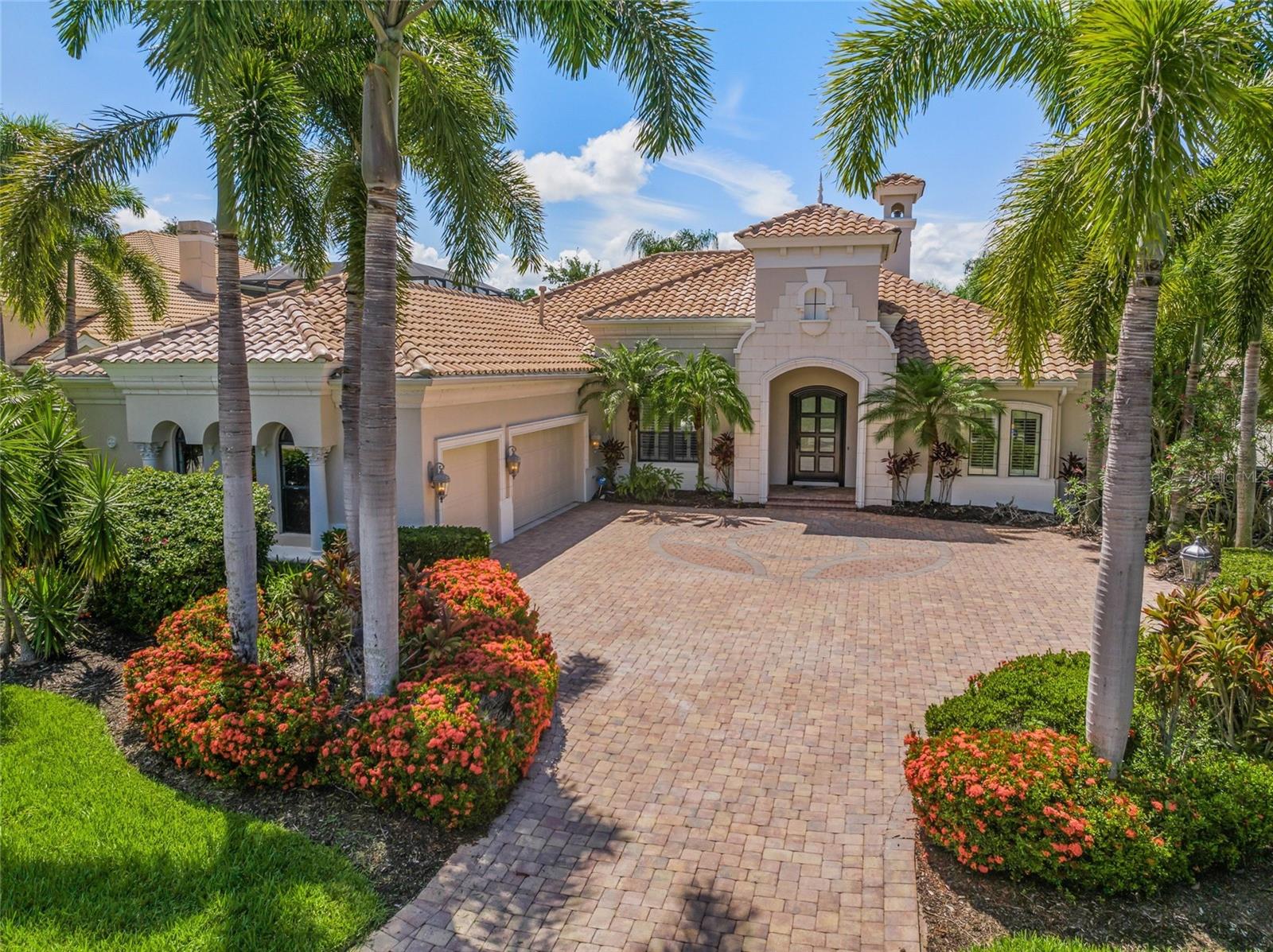 Greystone St, Lakewood Ranch, FL 34202