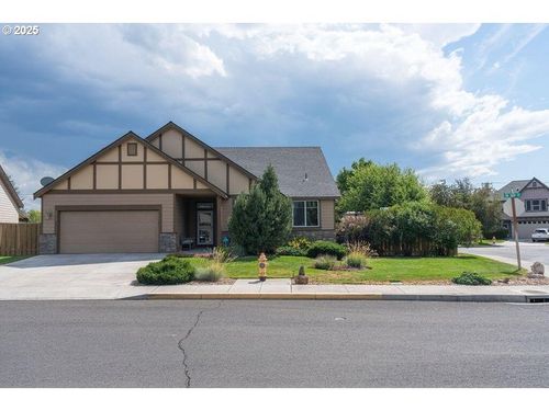 2943 Sw 50th St, Redmond, OR, 97756-1772 | Card Image