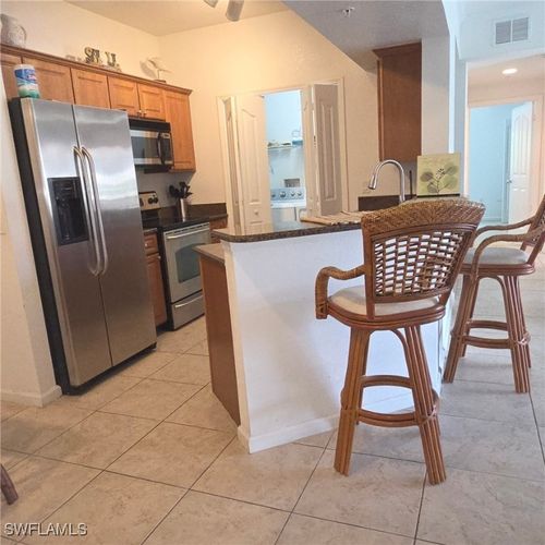 apt-207-12975 Positano Cir, NAPLES, FL, 34105-4907 | Card Image