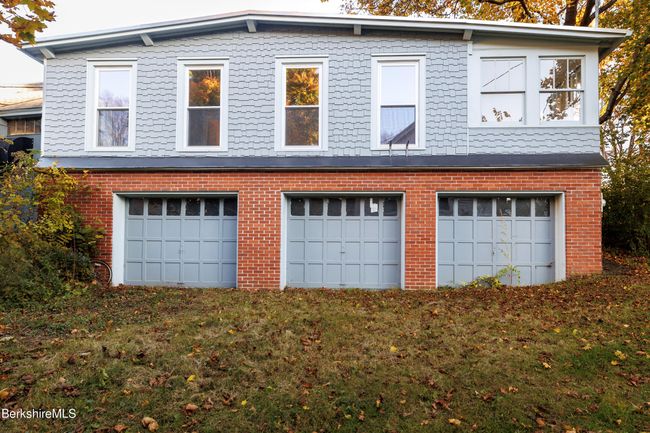 163 Front St, Home with 4 bedrooms, 4 bathrooms and null parking in Housatonic MA | Image 28