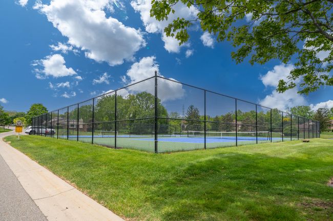 4123 Foxpointe Dr, Condo with 2 bedrooms, 2 bathrooms and null parking in West Bloomfield MI | Image 33