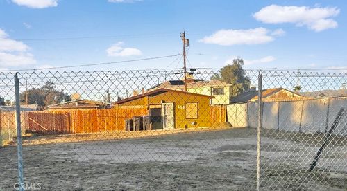 118 W Wilson Ave, Ridgecrest, CA, 93555-4643 | Card Image