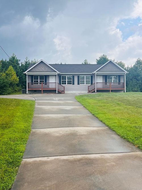 2738 Rauschenberg Road, Dalton, GA, 30721 | Card Image