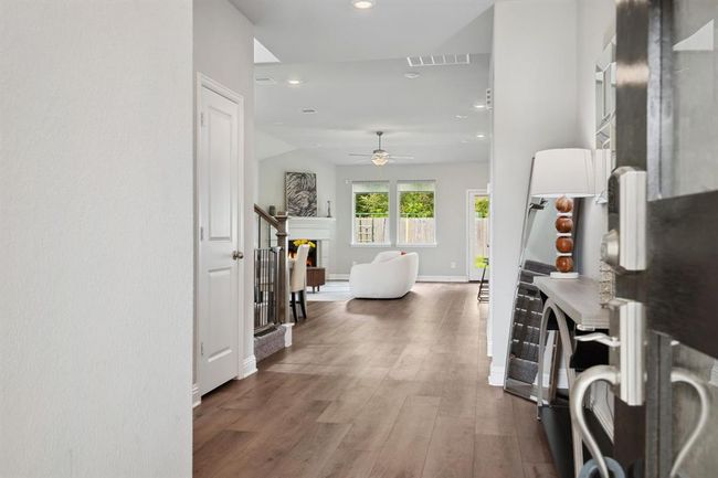 Sun-drenched home with gorgeous floors. | Image 34