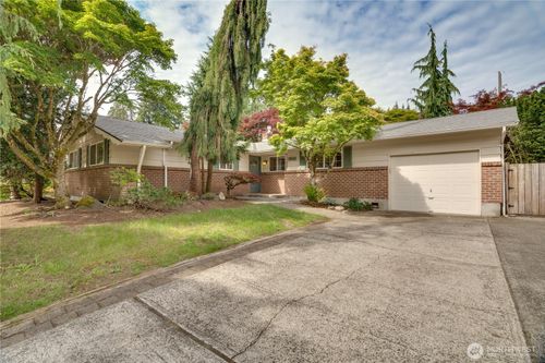 1602 S Winnifred St, Tacoma, WA, 98465-2230 | Card Image
