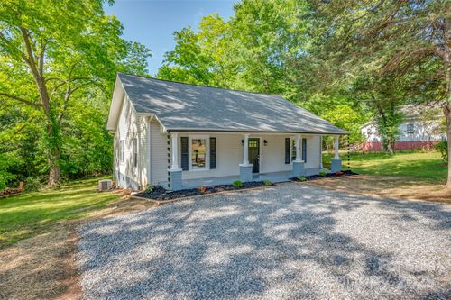 118 Landis St, Forest City, NC, 28043-4581 | Card Image