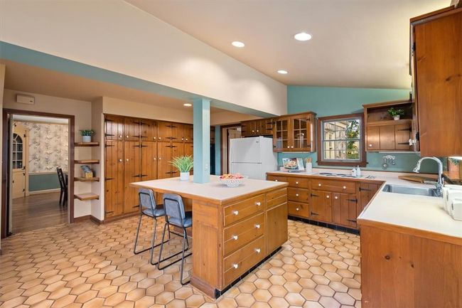 2013 Murdstone Rd, House other with 4 bedrooms, 5 bathrooms and 2 parking in Upper St. Clair PA | Image 18