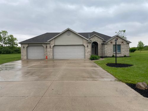 240 Old Hickory Ln, Geneva, IN, 46740-8828 | Card Image
