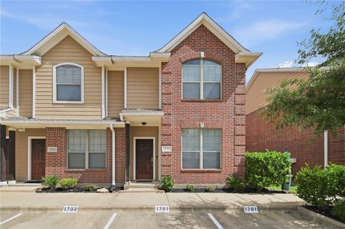 1701-1000 Spring Loop, College Station, TX, 77840-2268 | Card Image