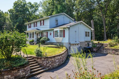 42 Hickory Dr, Campbell Hall, NY, 10916-3328 | Card Image