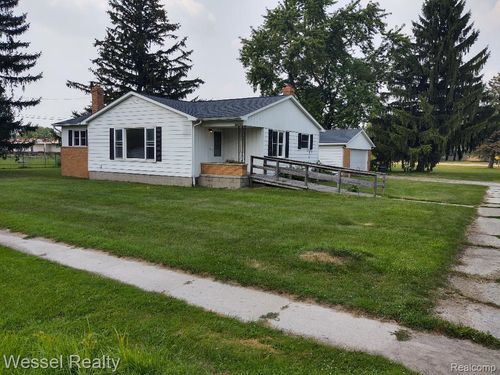 34333 Bordman Rd, Memphis, MI, 48041-4401 | Card Image