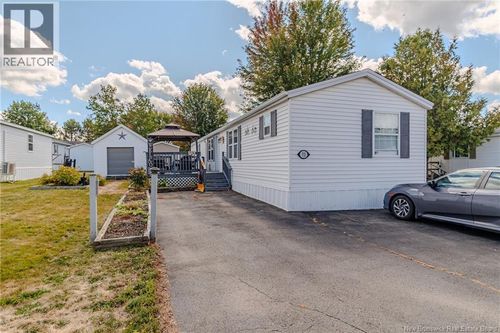 72 3rd St, Sussex Corner, NB, E4E2V6 | Card Image