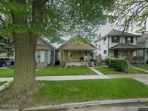 2458 Woodford St, Toledo, OH, 43605-1351 | Card Image