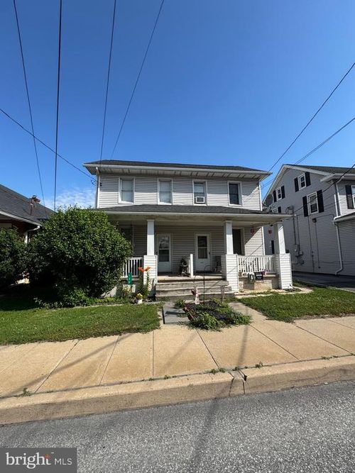 130 E State St, QUARRYVILLE, PA, 17566-1245 | Card Image
