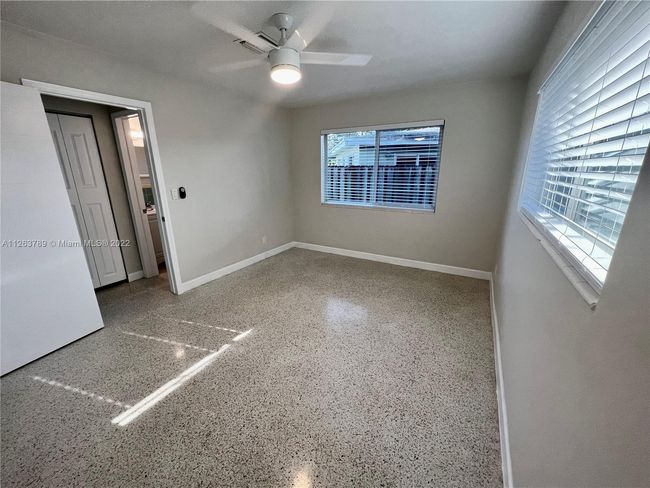 2207 - 2209 Ne 15th Ave, Home with 1 bedrooms, 1 bathrooms and null parking in Wilton Manors FL | Image 16